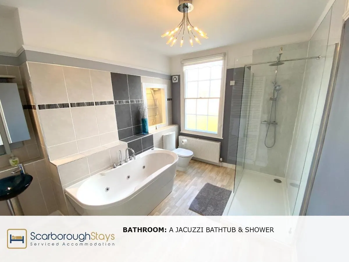 בית נופש Scarborough Central Townhouse